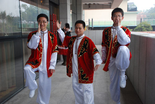 赢博体育在线客服,年会之幕后花絮